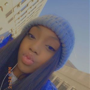 Meet your Posher, Abby